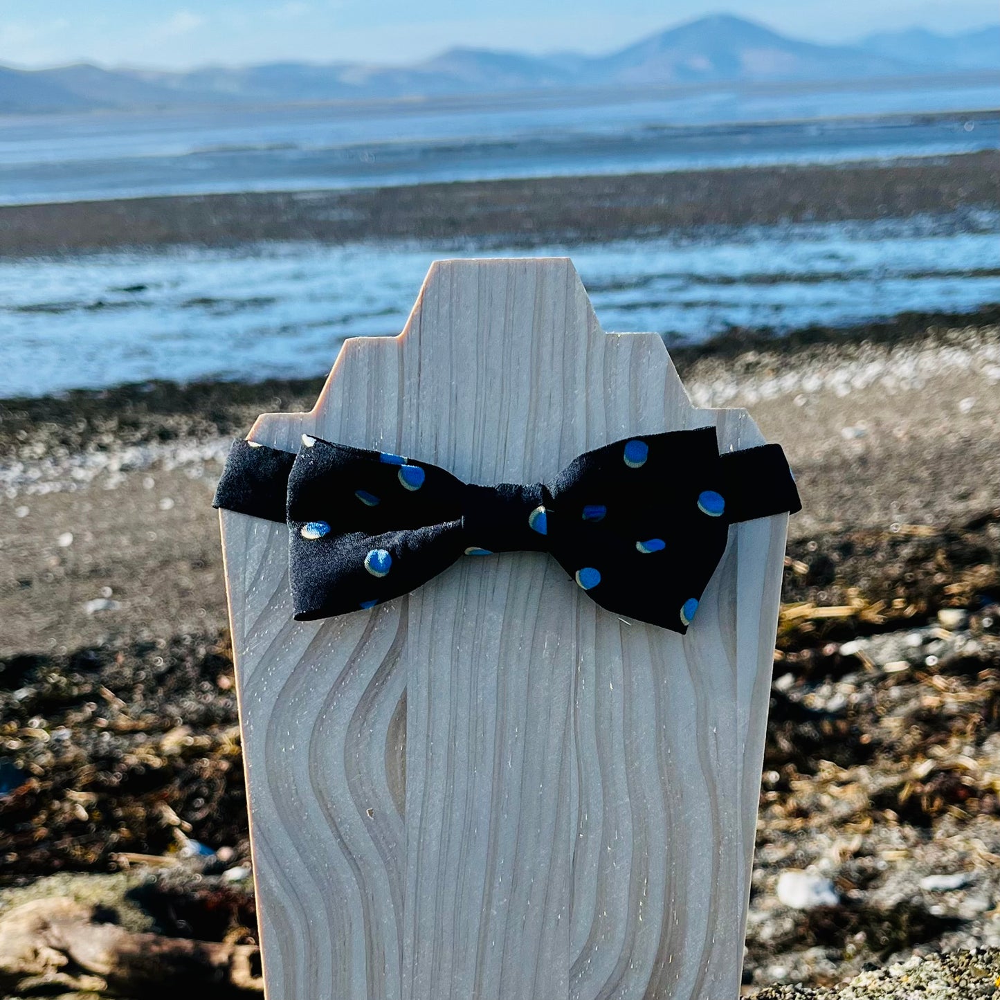 Banna - Pre-tied Bow Tie