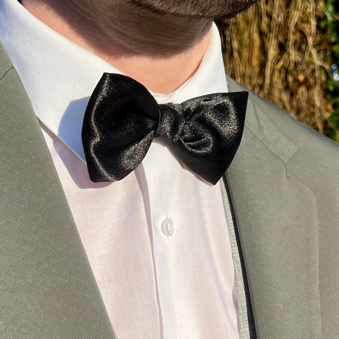 Elegant Silky Black Pre-tied Bow Tie