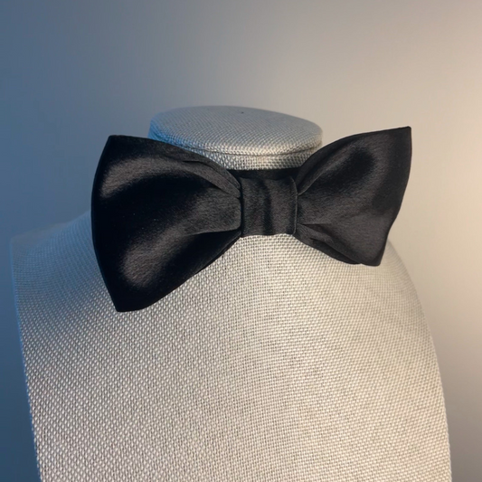 Elegant Silky Black Pre-tied Bow Tie